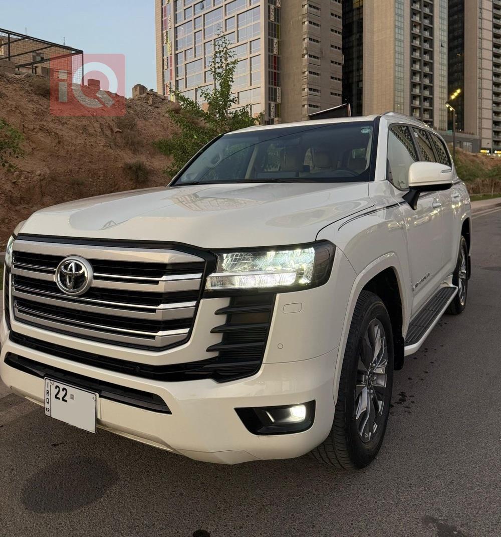 تويوتا لاندكروزر